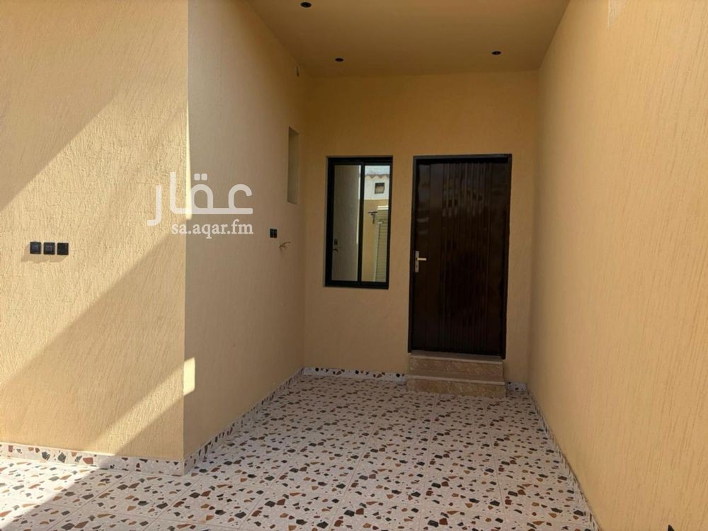 7 bedroom villa in Riyadh 10
