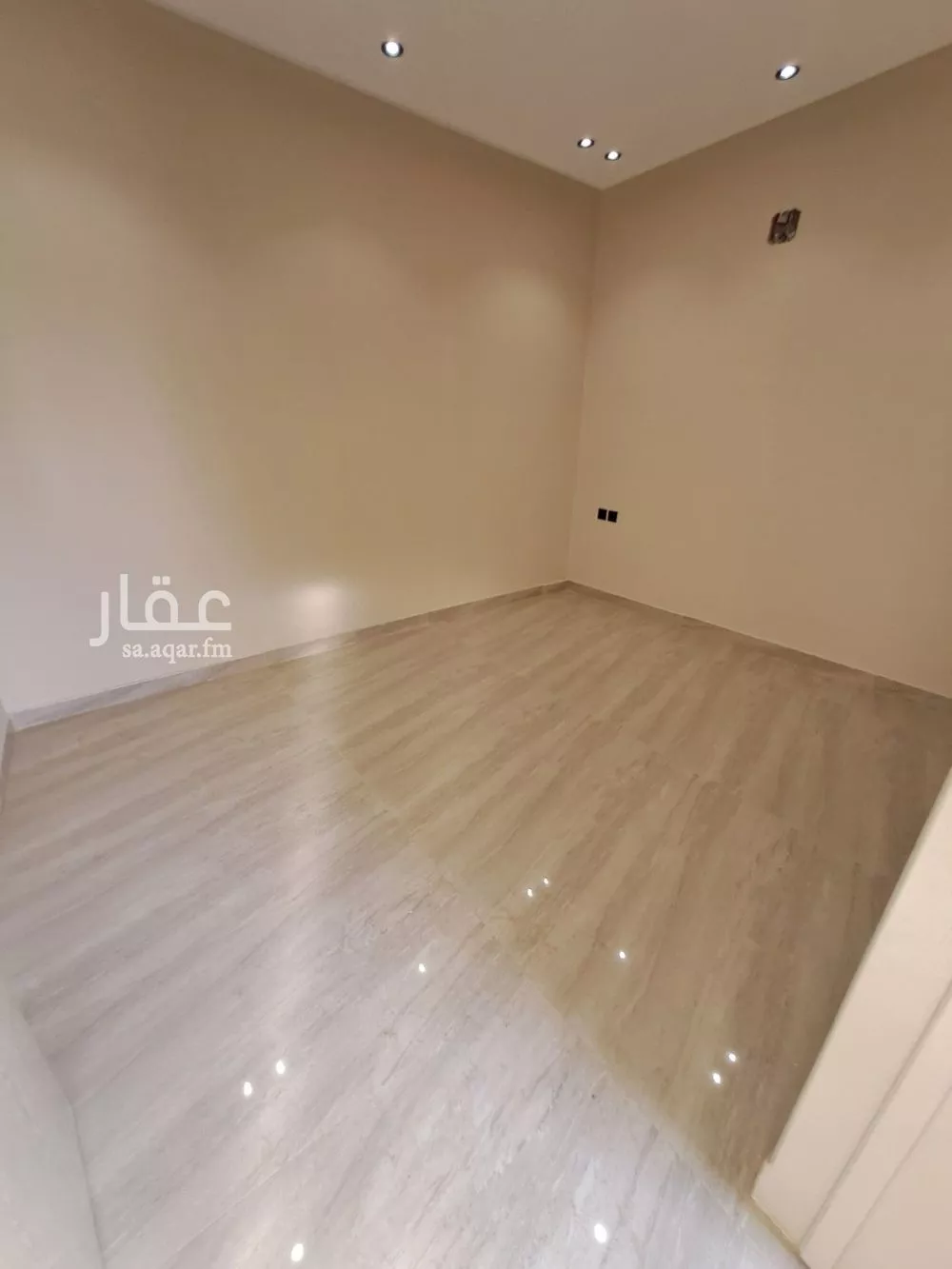 5 bedroom villa in Al Uraija Al Gharbi, Riyadh 17