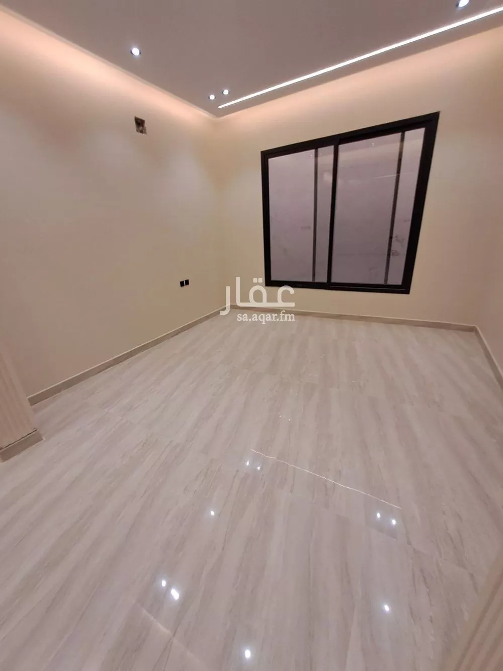 5 bedroom villa in Al Uraija Al Gharbi, Riyadh 26