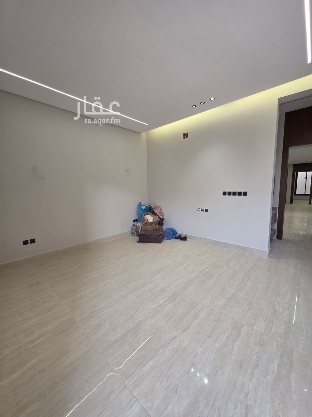 4 bedroom apartment in Riyadh 8