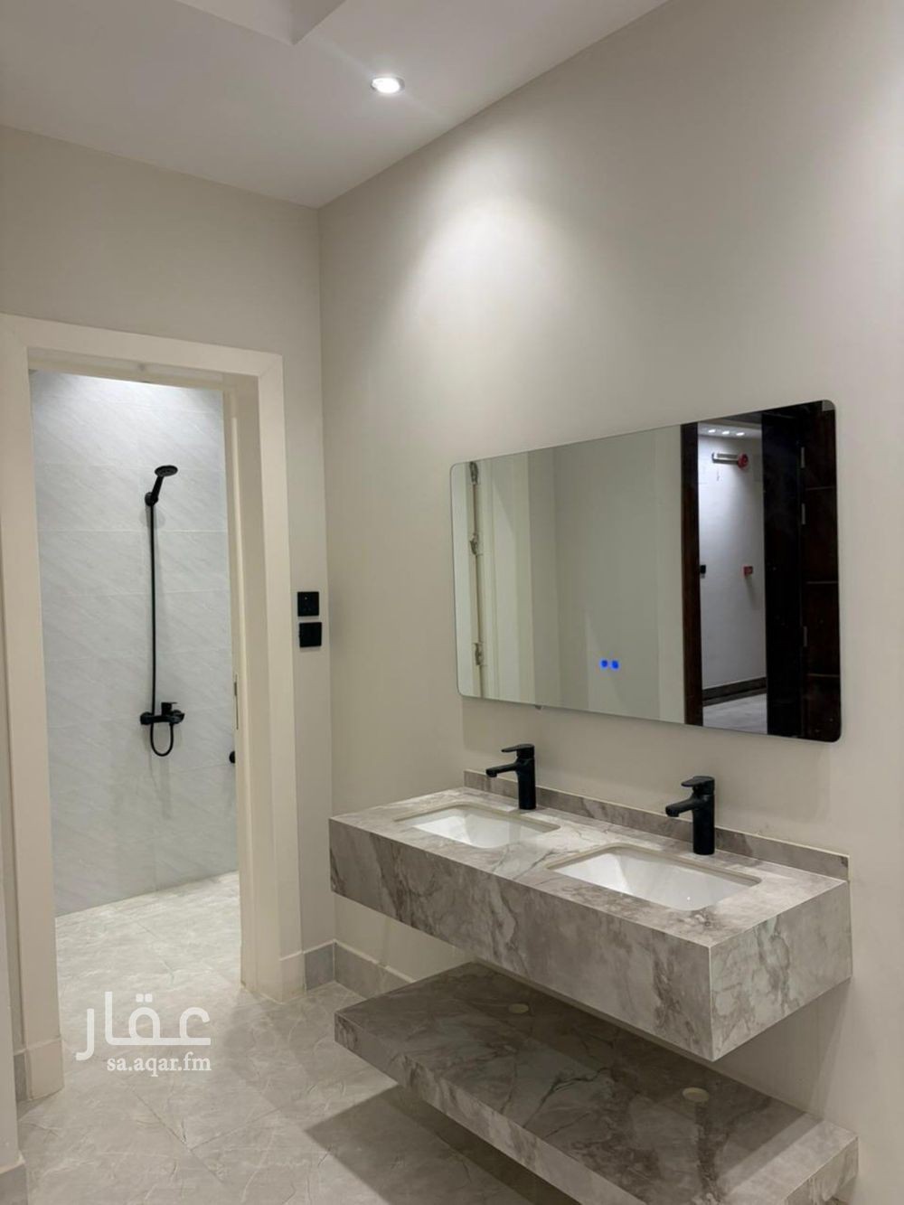 4 bedroom apartment in Riyadh 7