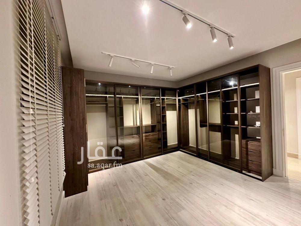 4 bedroom apartment in Al Qairawan, Riyadh 6