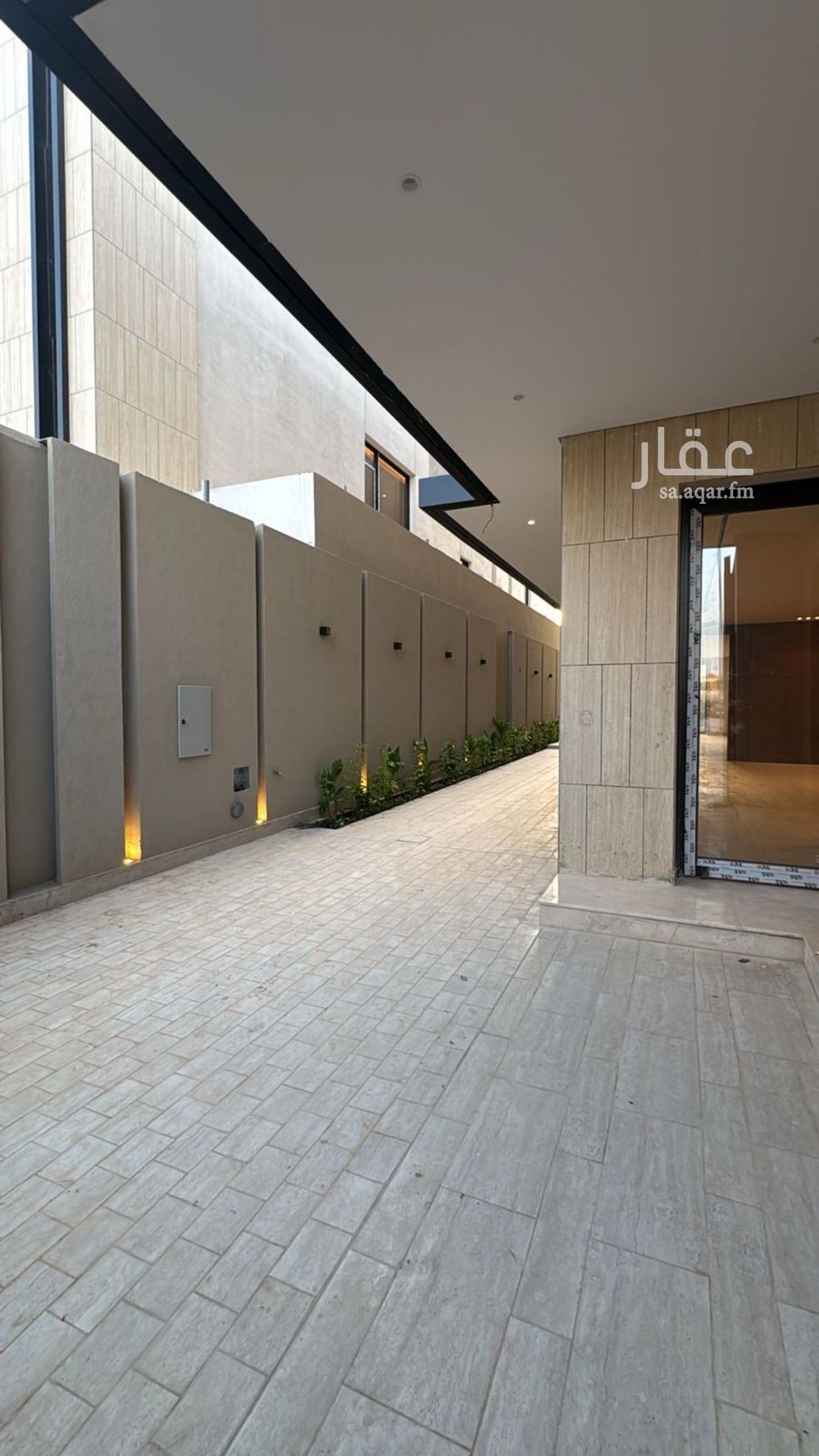 5 bedroom villa in Riyadh 10