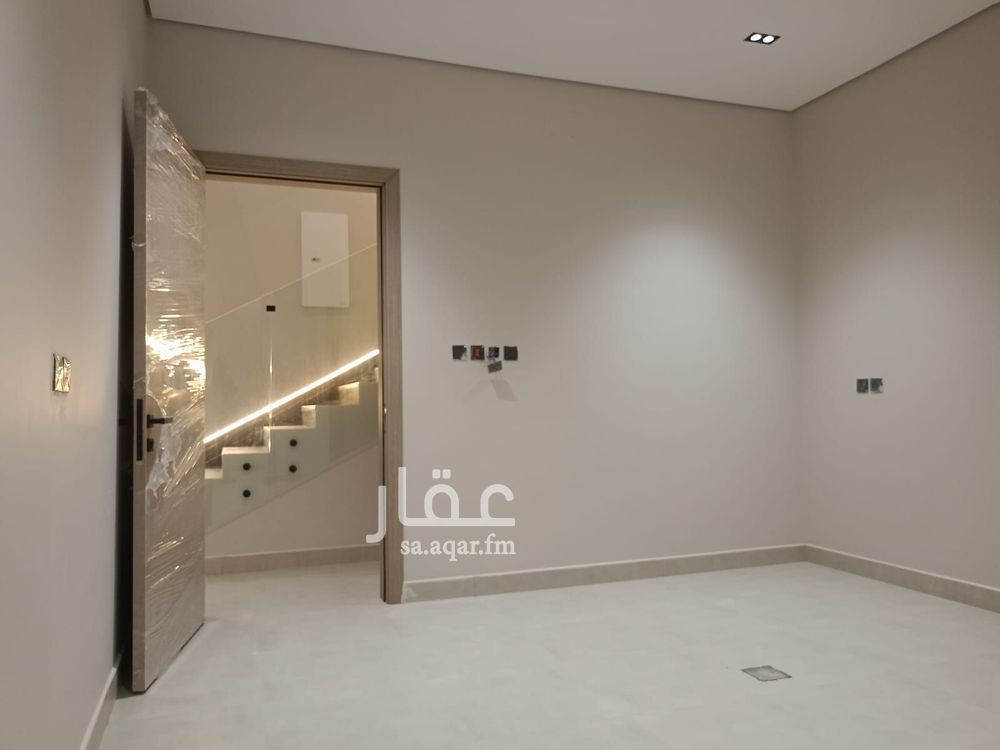 4 bedroom villa in Al Janadriyah, Riyadh 13