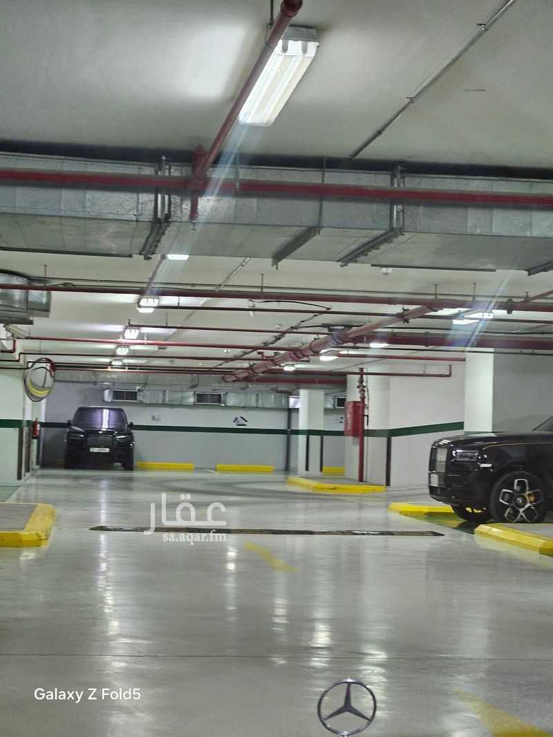 5 bedroom apartment in Al Yasmin, Riyadh 7
