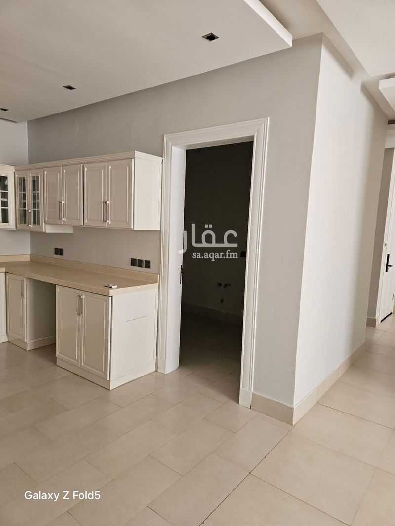 5 bedroom apartment in Al Yasmin, Riyadh 9