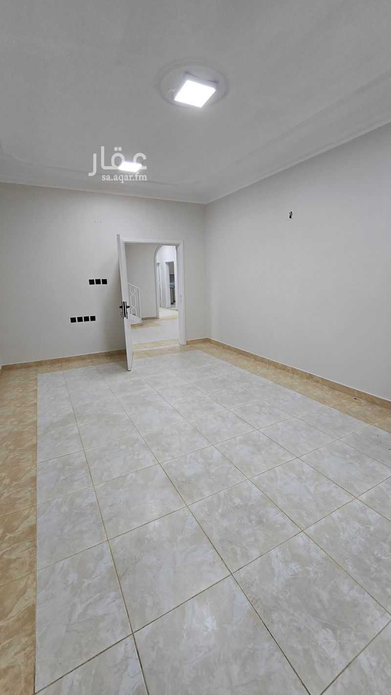 5 bedroom villa in Al Shuhada, Riyadh 14