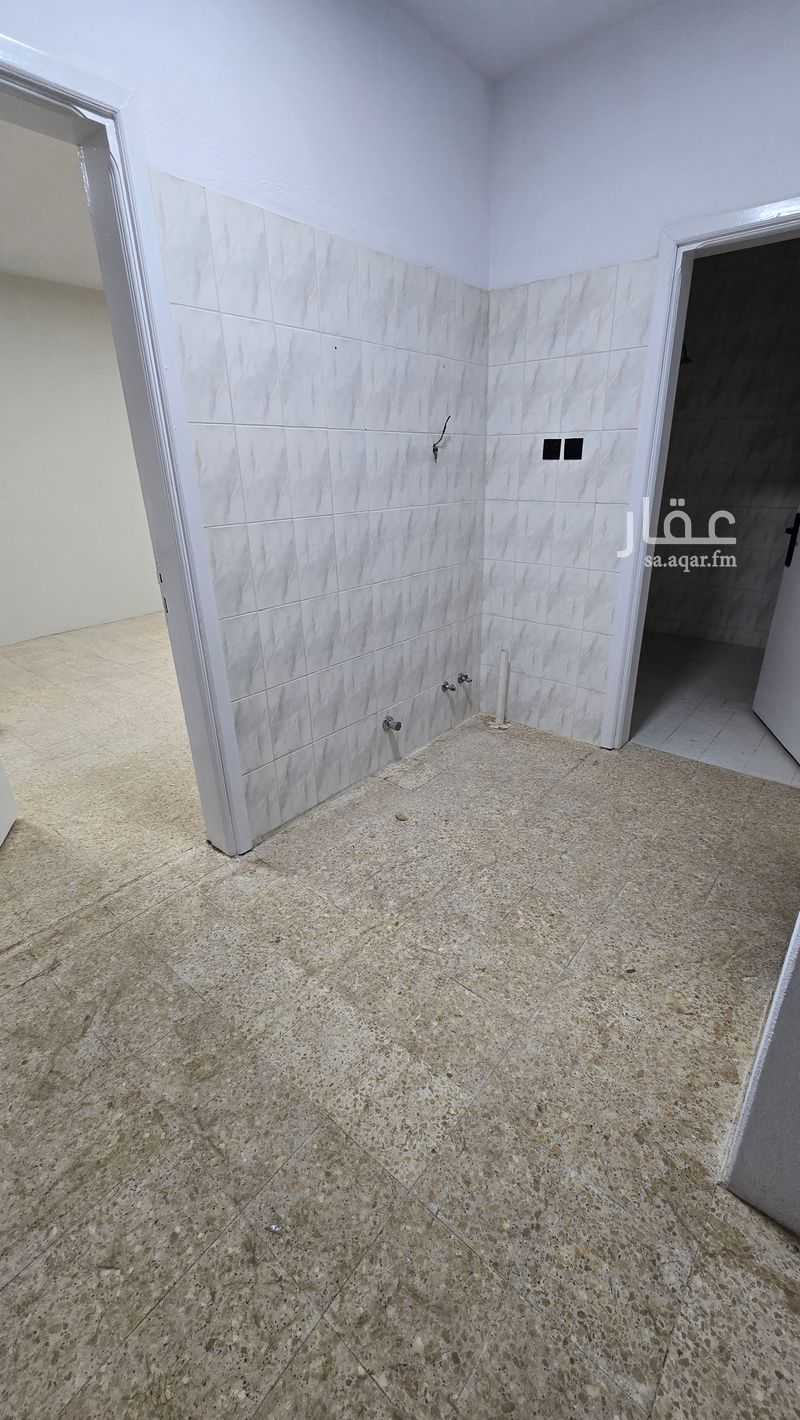 5 bedroom villa in Al Shuhada, Riyadh 2