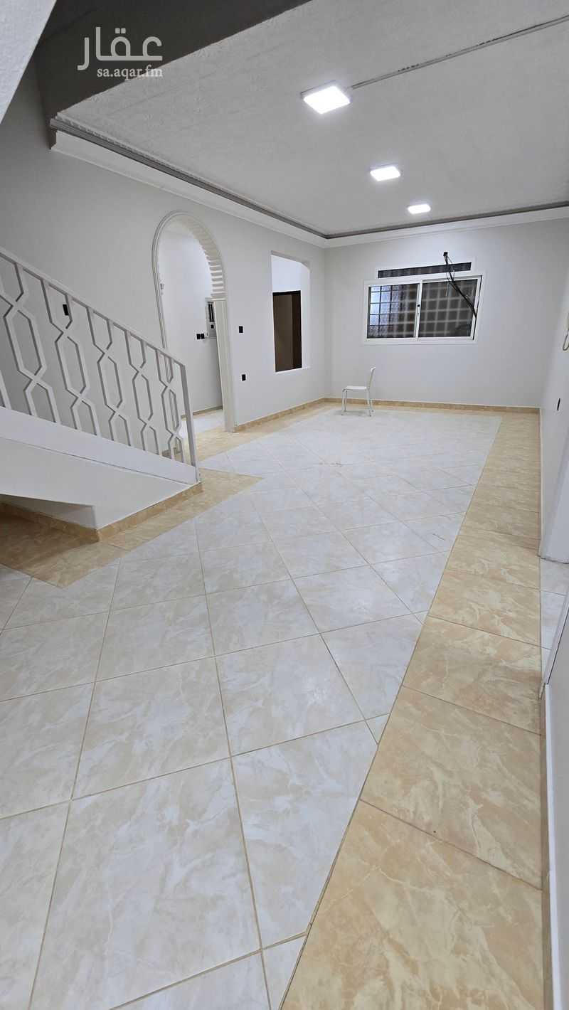 5 bedroom villa in Al Shuhada, Riyadh 15