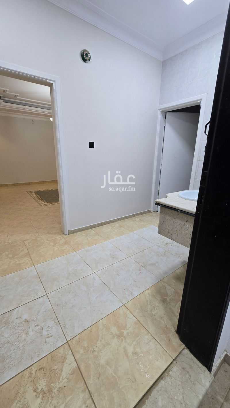 5 bedroom villa in Al Shuhada, Riyadh 11