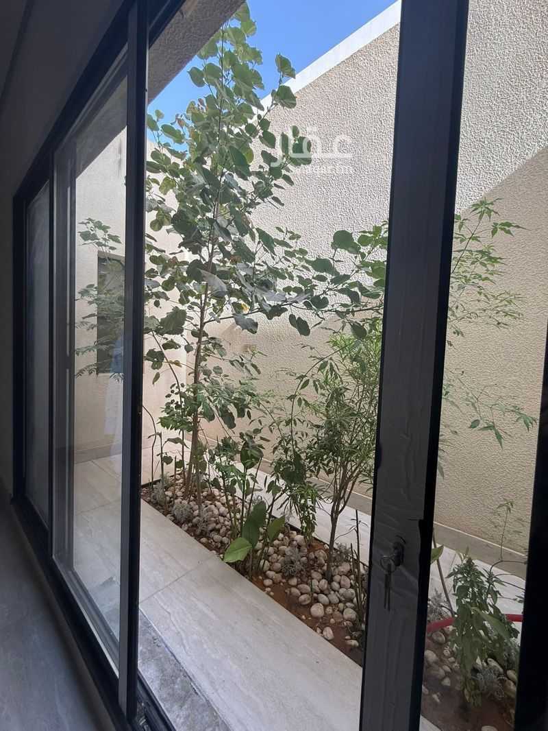 7 bedroom villa in Al Sharafiyah, Riyadh 6