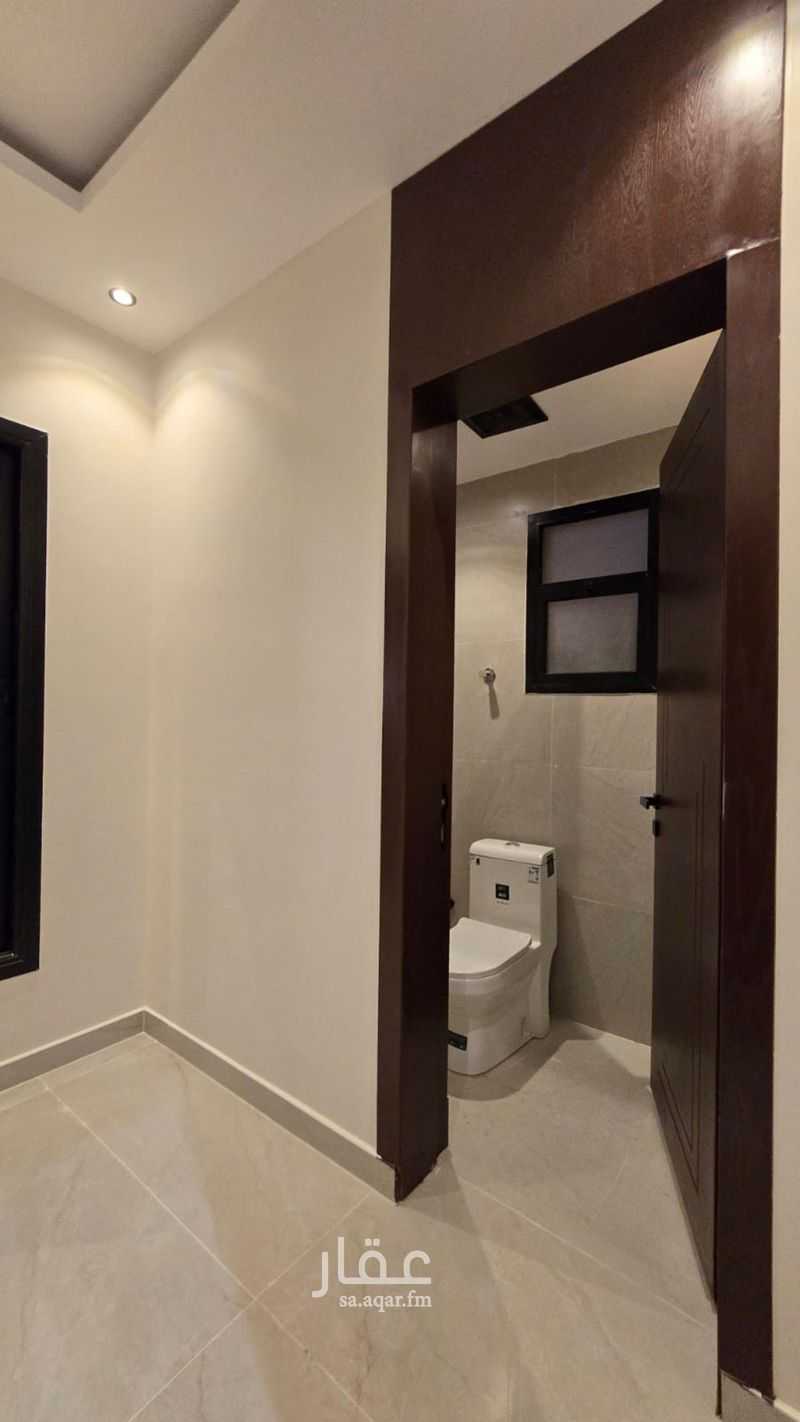 9 bedroom villa in Riyadh 18