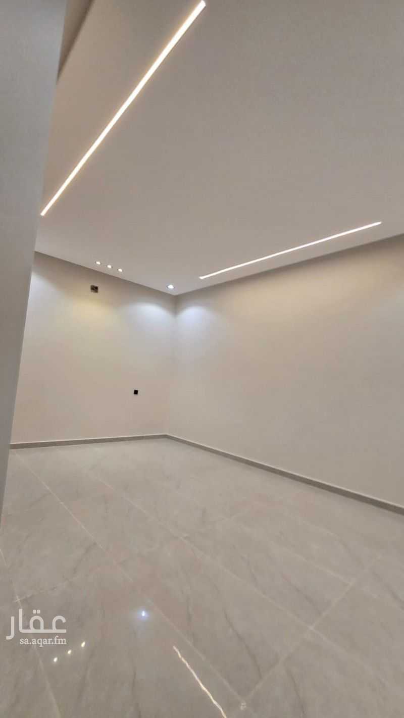 9 bedroom villa in Riyadh 24