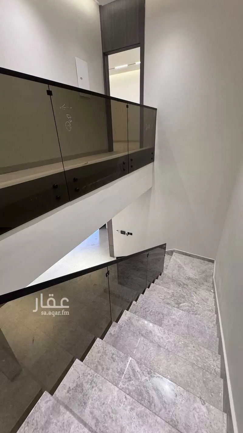 4 bedroom villa in Granada, Riyadh 9