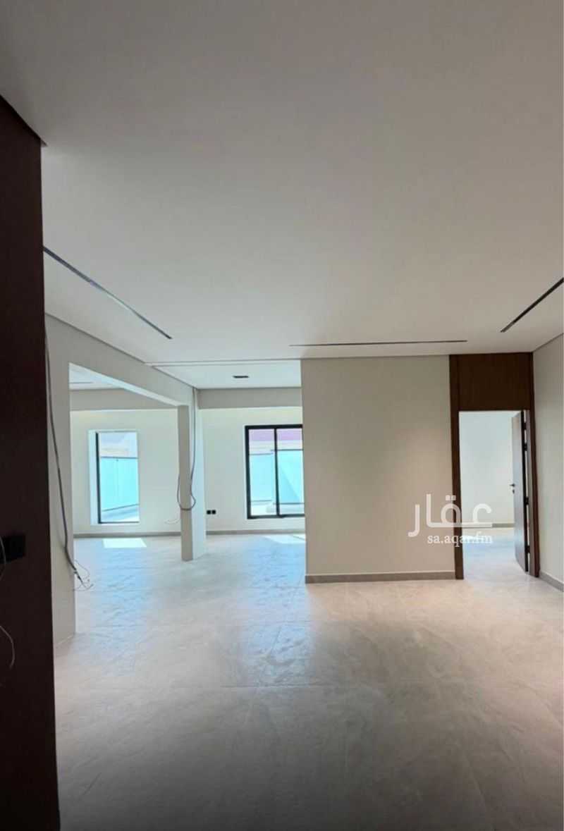11 bedroom villa in King Fahd, Riyadh 4