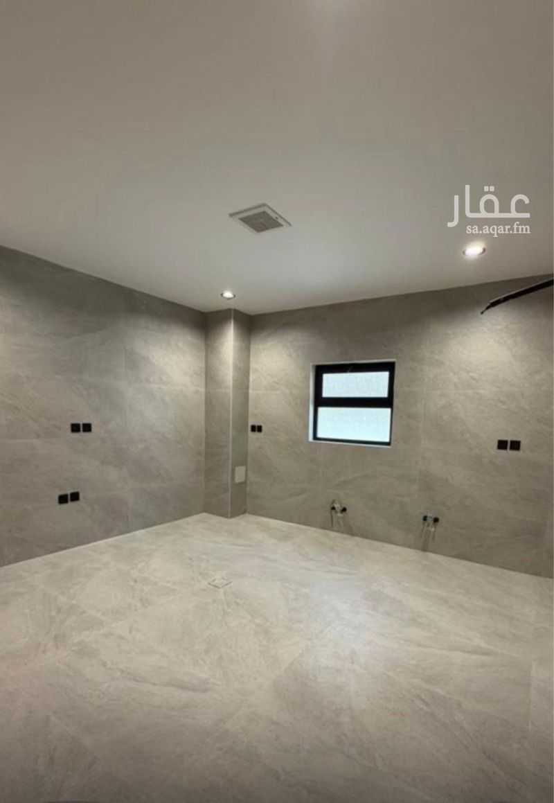 11 bedroom villa in King Fahd, Riyadh 5
