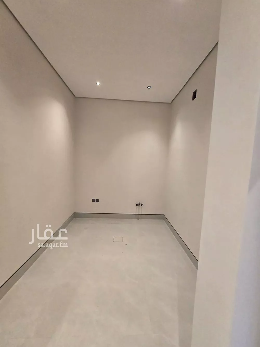 6 bedroom villa in Al Uraija Al Gharbi, Riyadh 21
