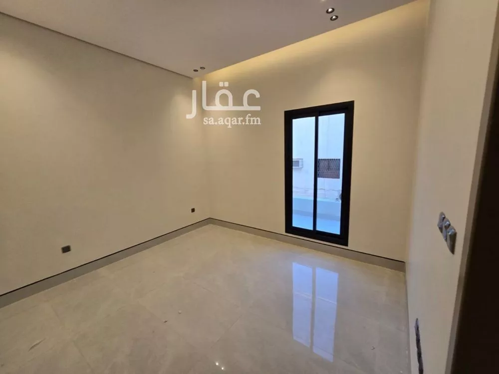 6 bedroom villa in Al Uraija Al Gharbi, Riyadh 9