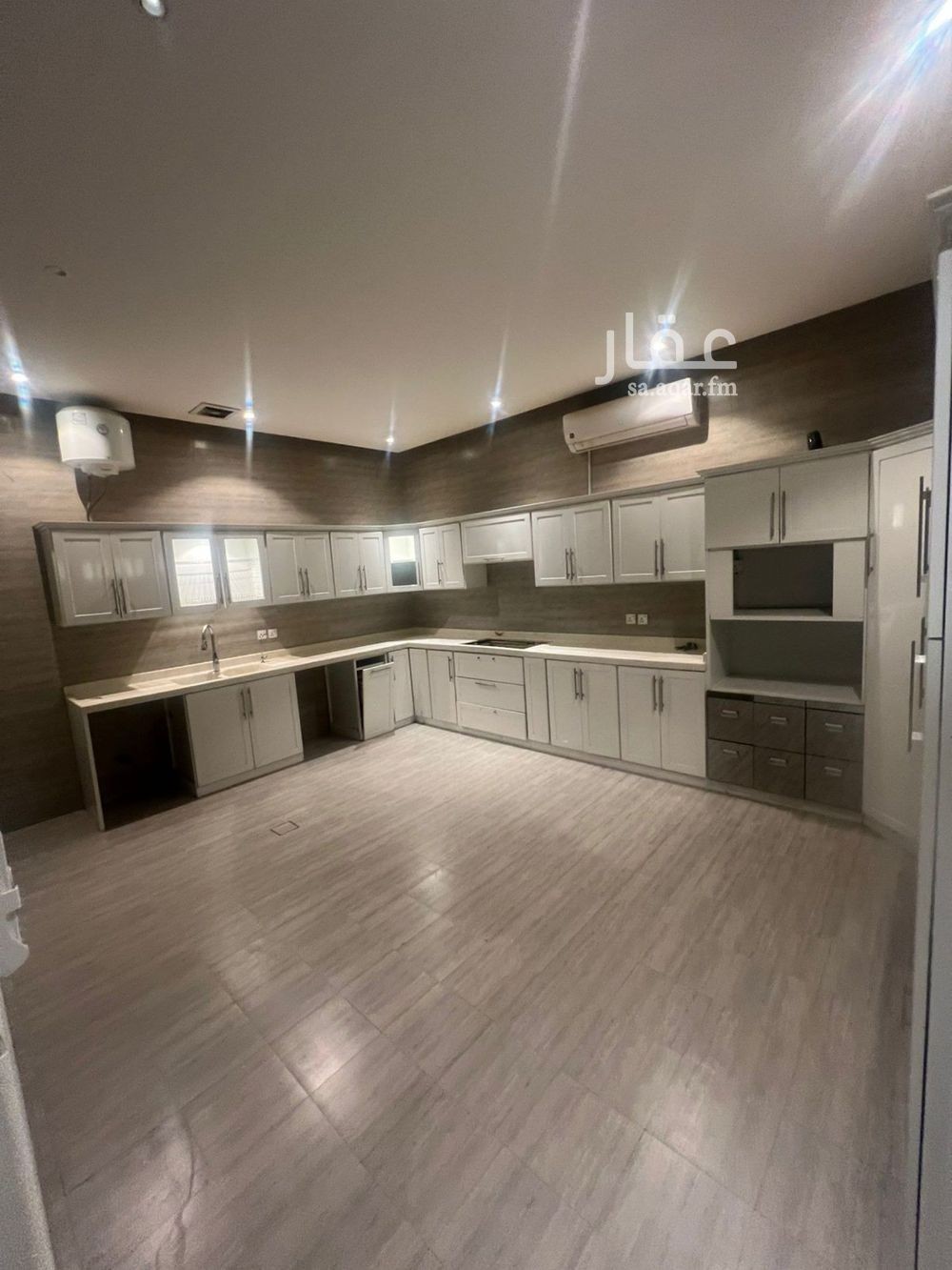 6 bedroom villa in Al Yarmouk, Riyadh 14