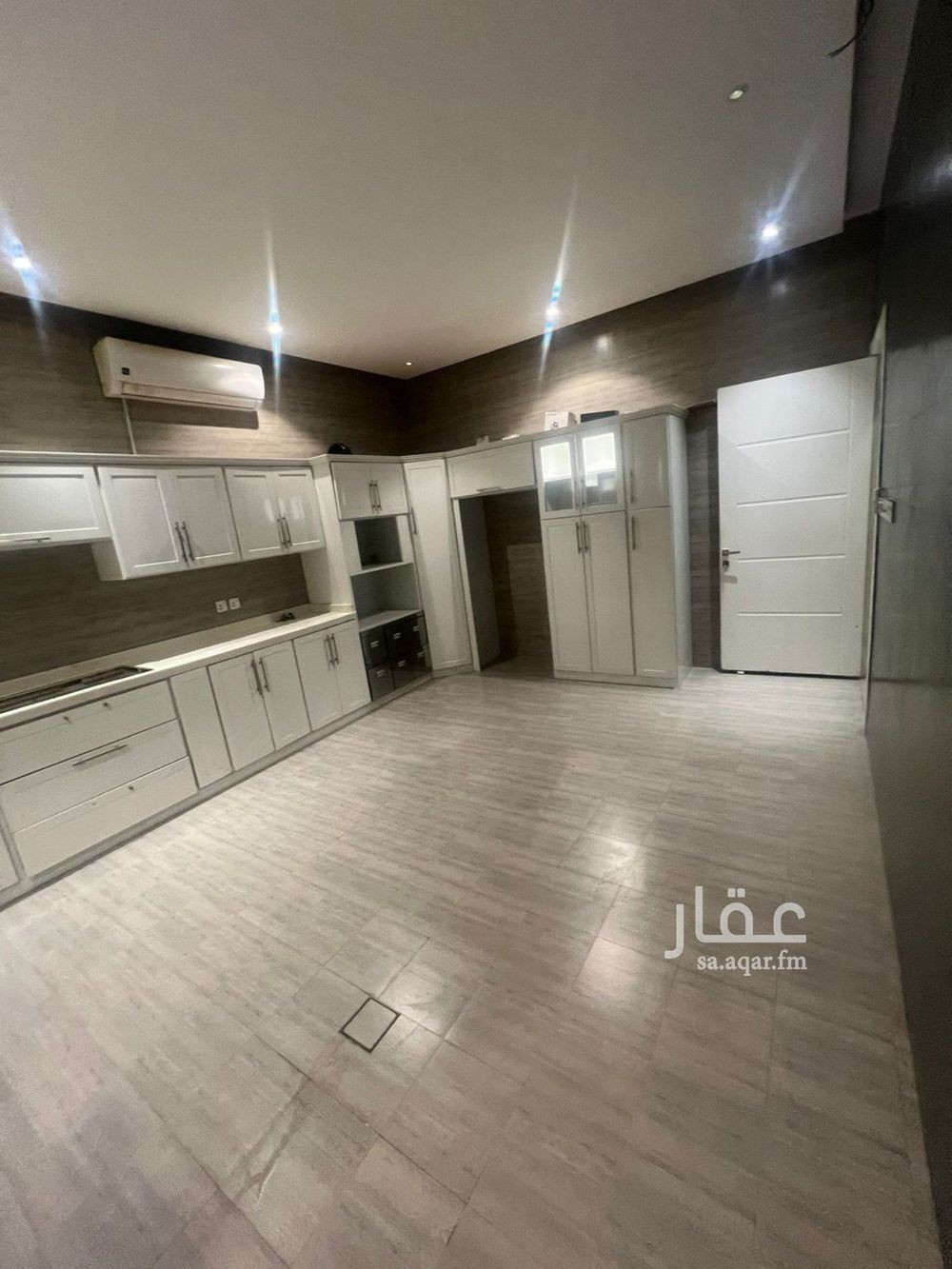 6 bedroom villa in Al Yarmouk, Riyadh 18