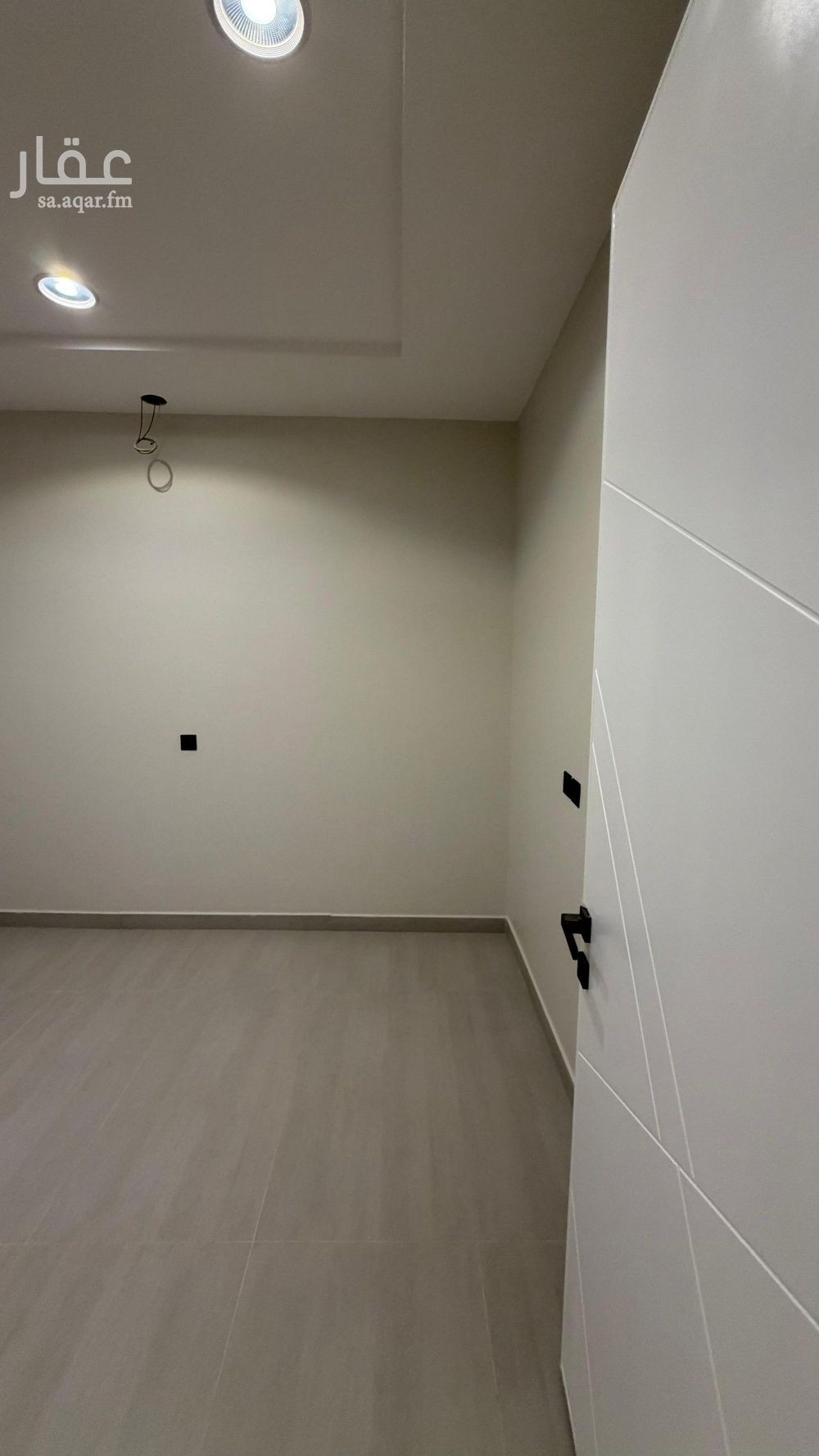 5 bedroom villa in Riyadh 10