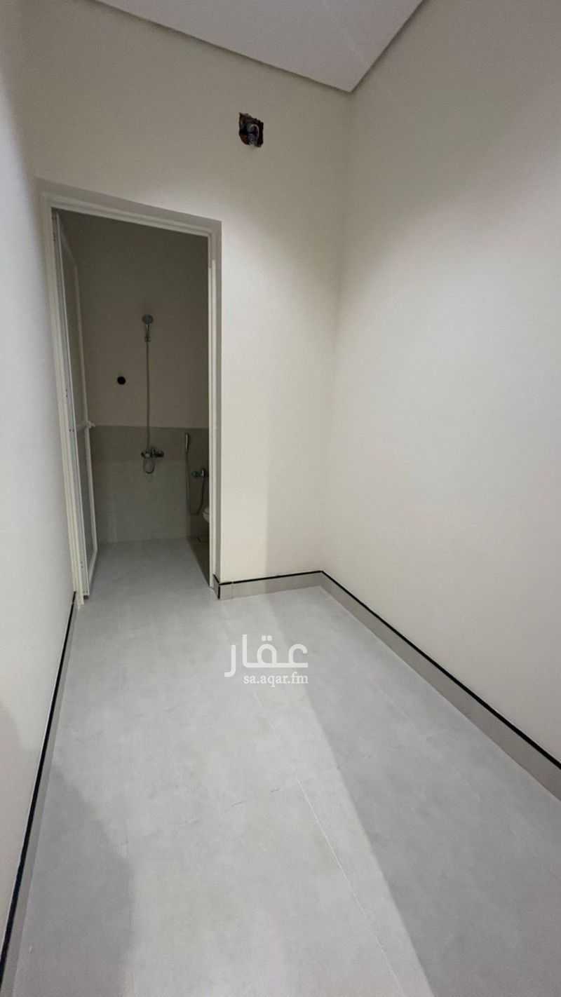 8 bedroom villa in Al Nadwah, Riyadh 4
