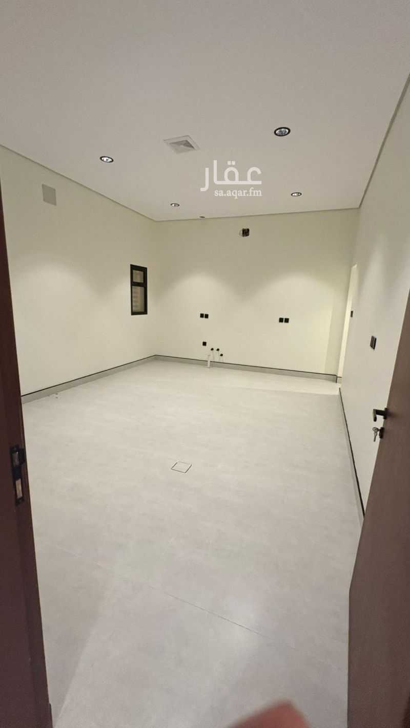 8 bedroom villa in Al Nadwah, Riyadh 7
