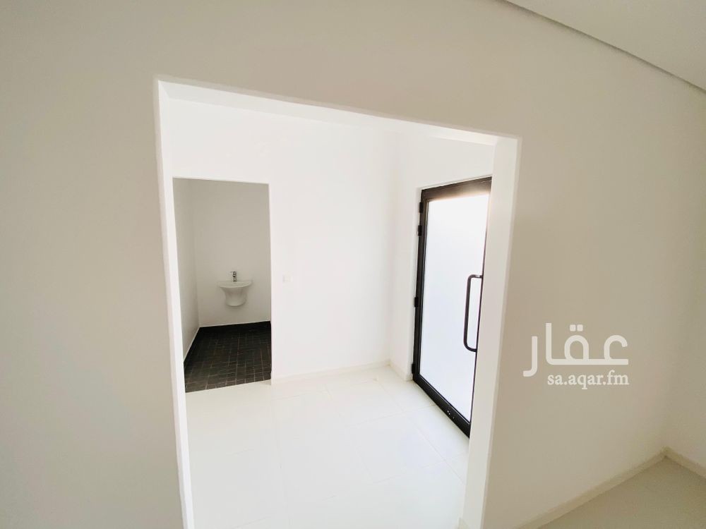6 bedroom villa in Al Farouq, Riyadh 17