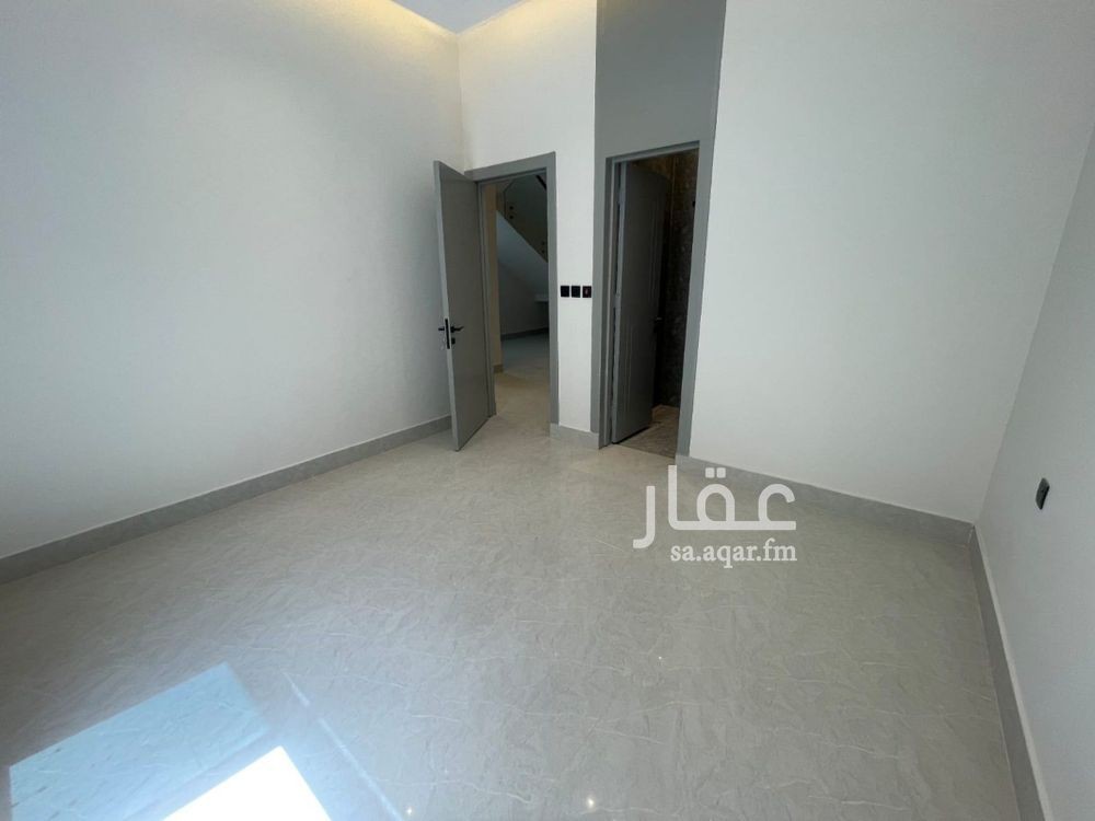 6 bedroom villa in Al Munsiyah, Riyadh 3