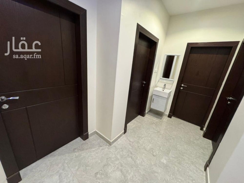5 bedroom villa in Al Sahafah, Riyadh 9