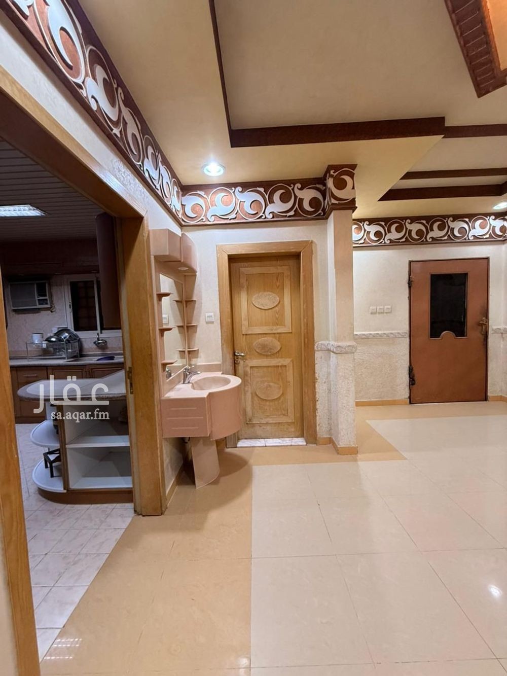 7 bedroom villa in Al Hamra, Riyadh 11