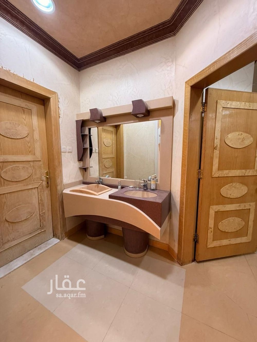 7 bedroom villa in Al Hamra, Riyadh 15