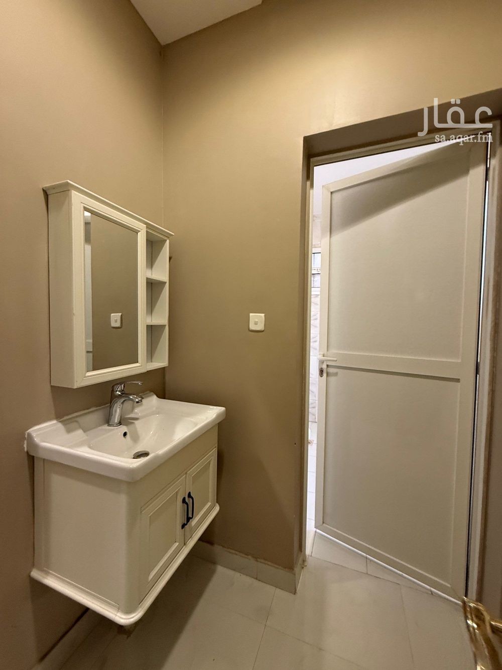 5 bedroom villa in Al Munsiyah, Riyadh 9