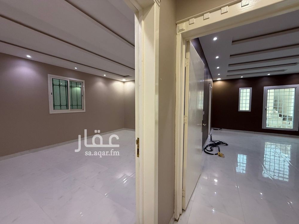 5 bedroom villa in Al Munsiyah, Riyadh 11