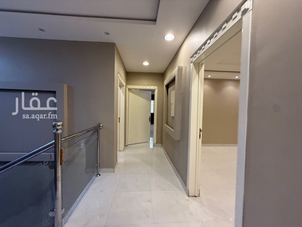 5 bedroom villa in Al Munsiyah, Riyadh 15