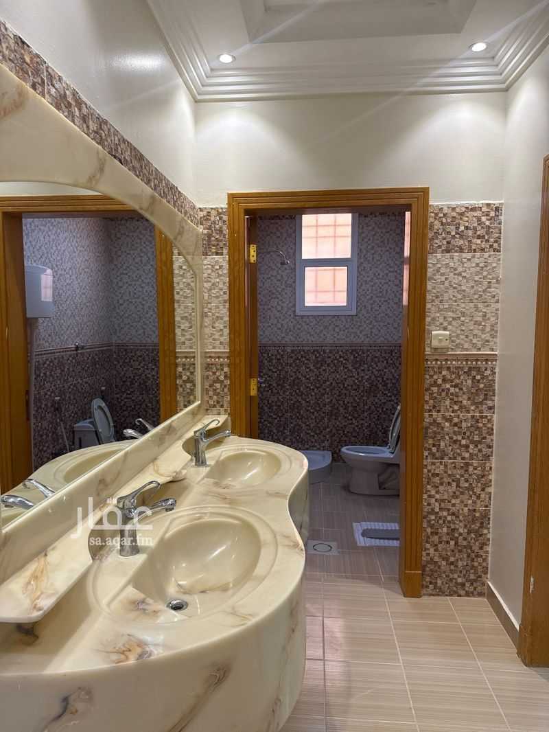 8 bedroom villa in Riyadh 13