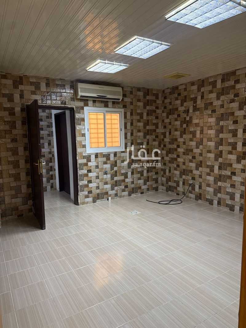 8 bedroom villa in Riyadh 14