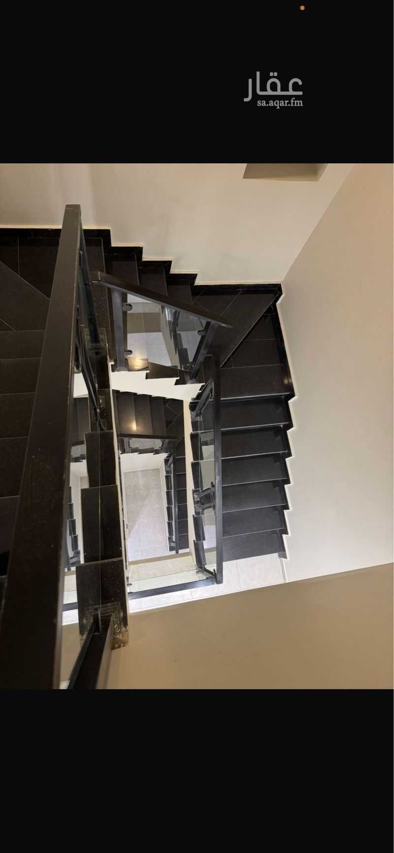 5 bedroom villa in Khuzam, Riyadh 5