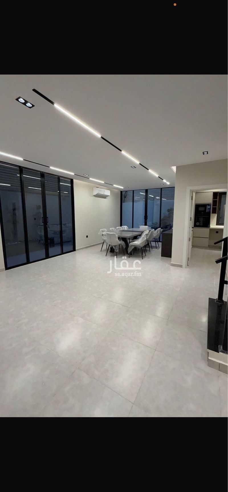 5 bedroom villa in Khuzam, Riyadh 9
