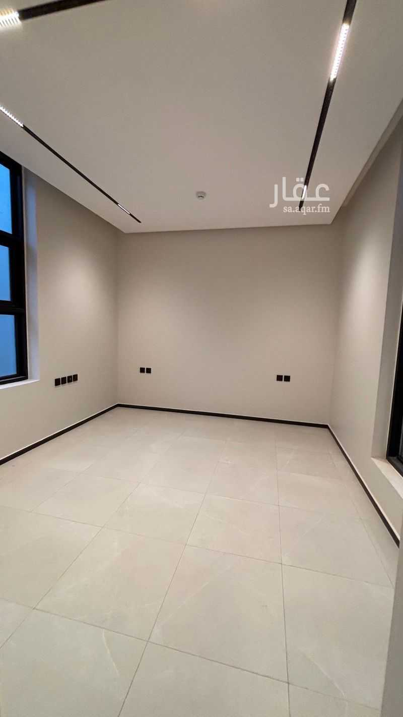 4 bedroom villa in Riyadh 13