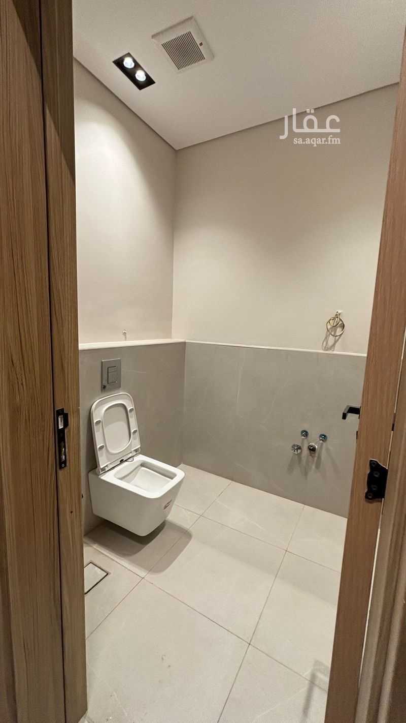 4 bedroom villa in Riyadh 7