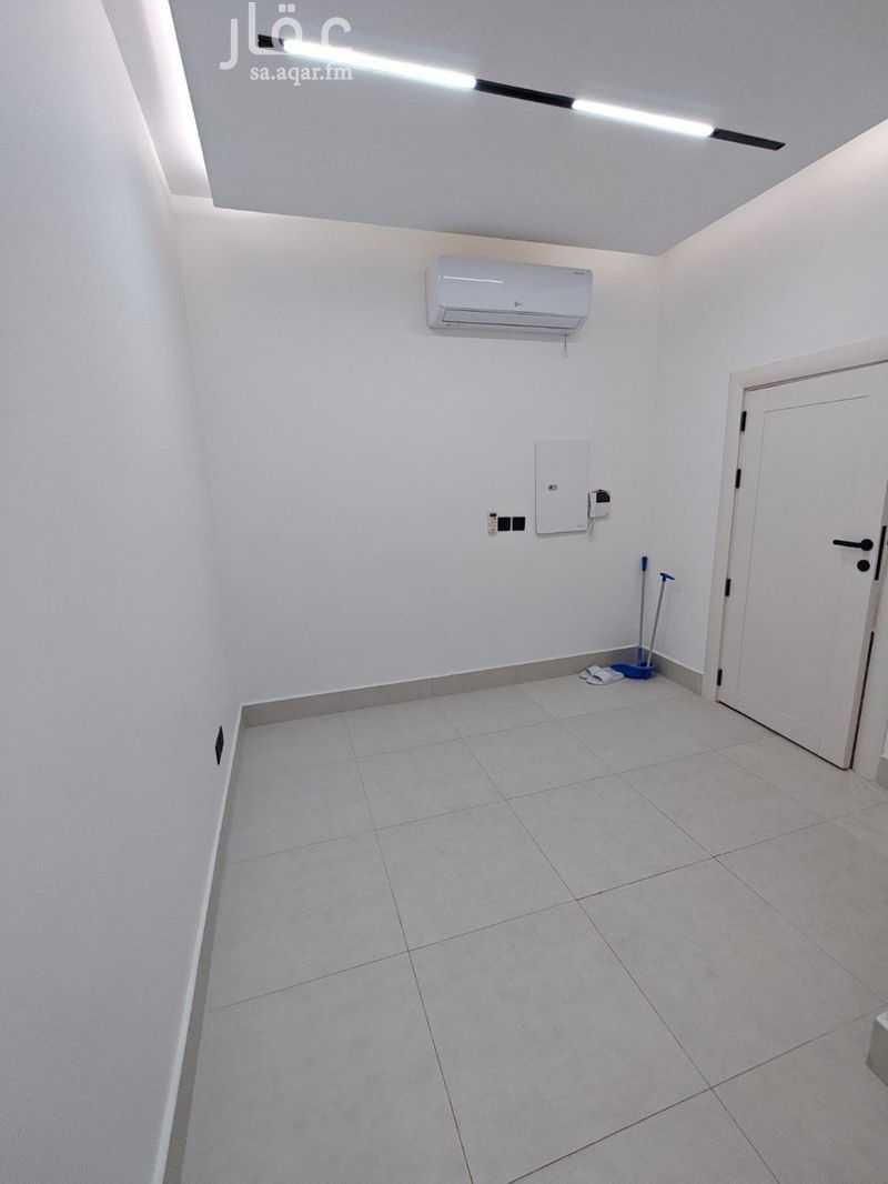 2 bedroom building in Ad Dhubbat, Riyadh 2