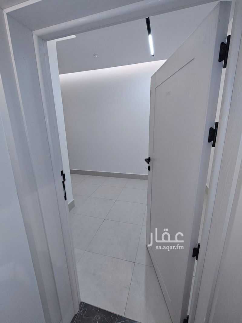 2 bedroom building in Ad Dhubbat, Riyadh 3