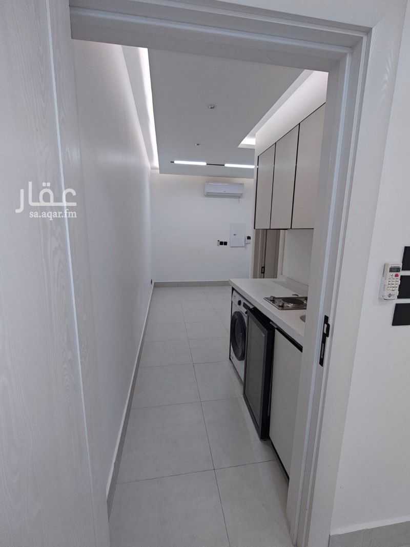 2 bedroom building in Ad Dhubbat, Riyadh 5