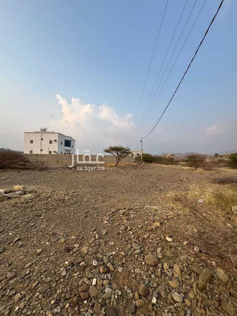 land in As Sarawat, Abha 2