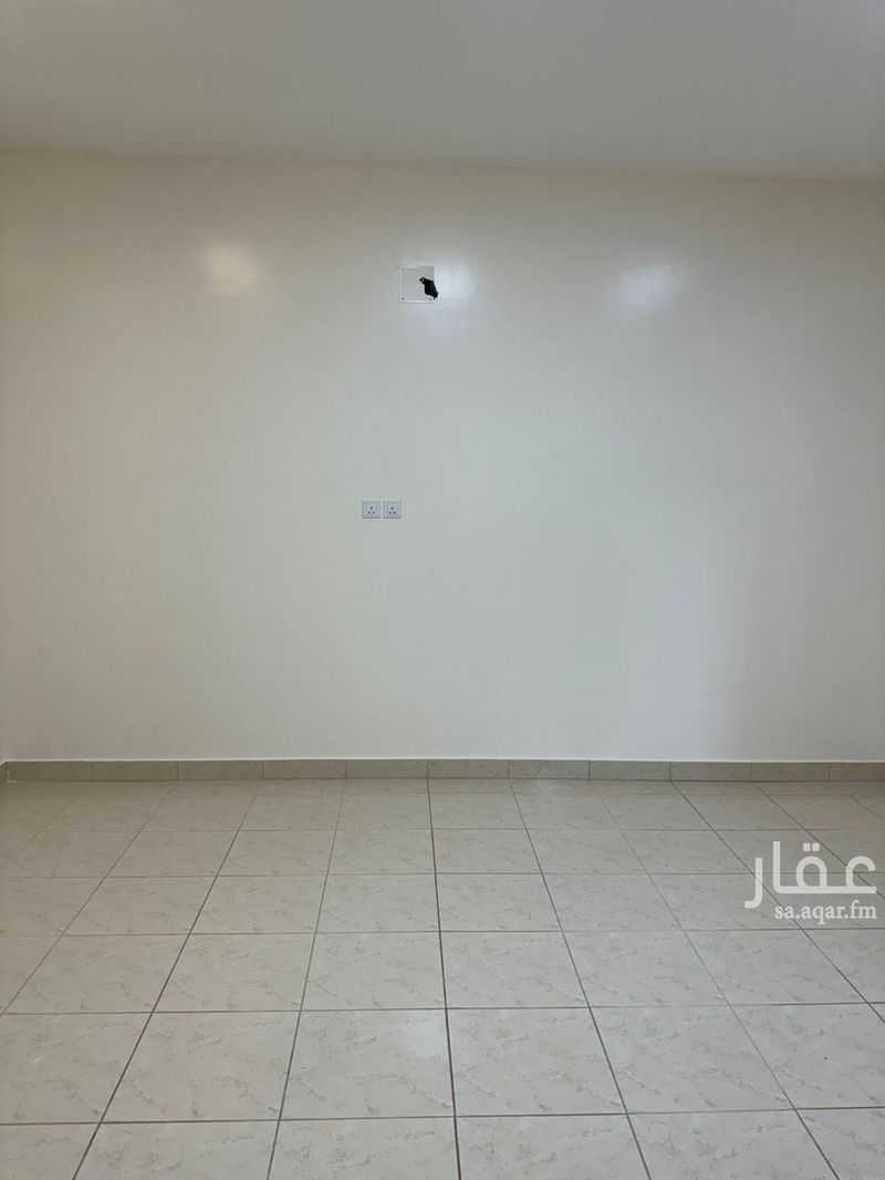 4 bedroom apartment in Al Fayziyyah, Qassim Region 2