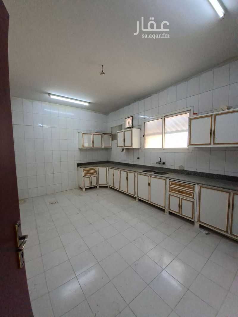 8 bedroom apartment in Al Fayziyyah, Qassim Region 2