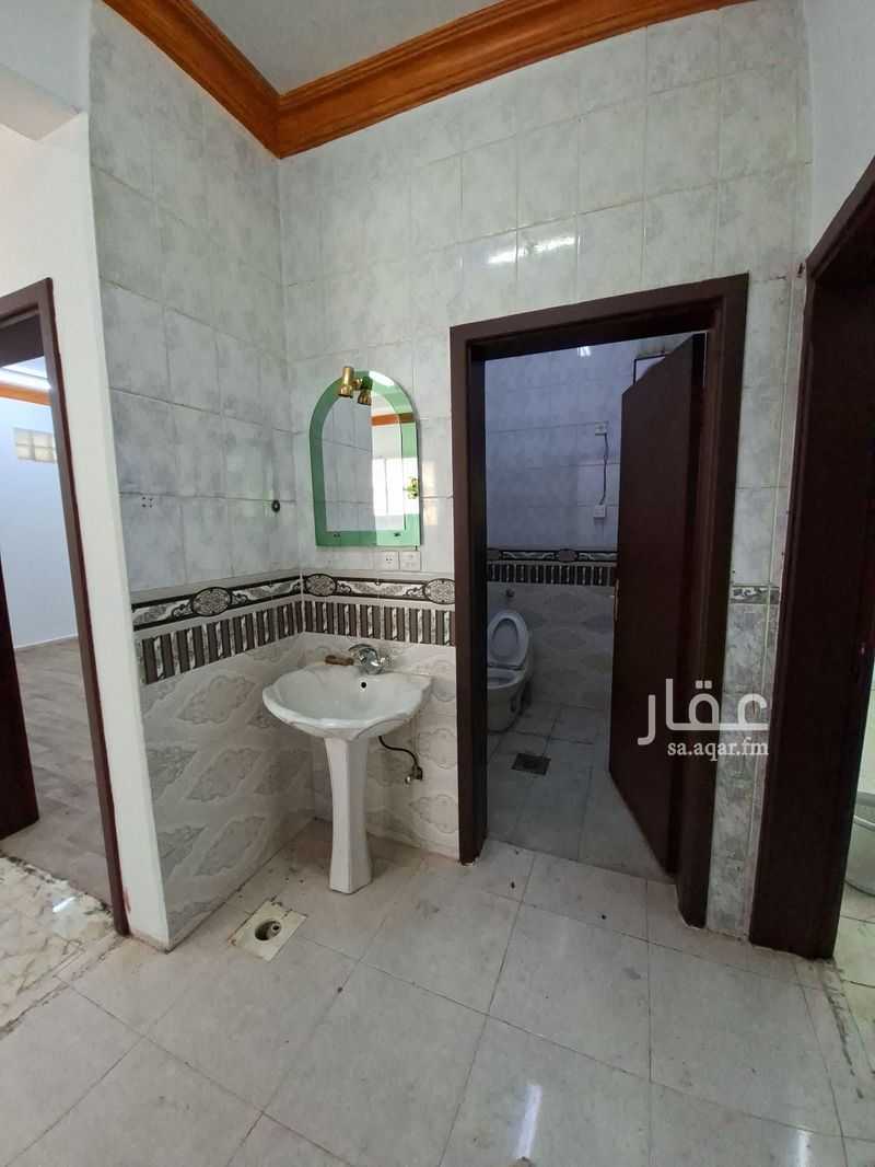 8 bedroom apartment in Al Fayziyyah, Qassim Region 11