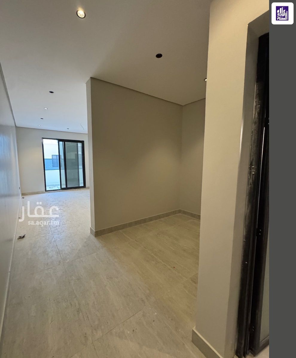 6 bedroom villa in Al Sufun, Eastern Province 17