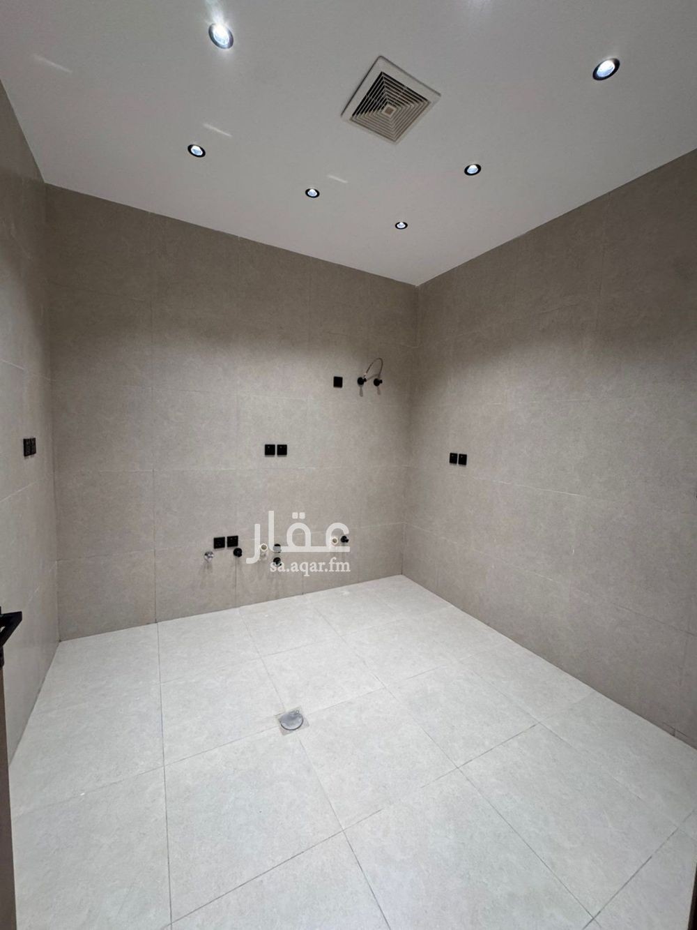 5 bedroom apartment in Al Shati, Jazan 9